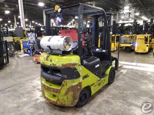 2021 Clark S25CL