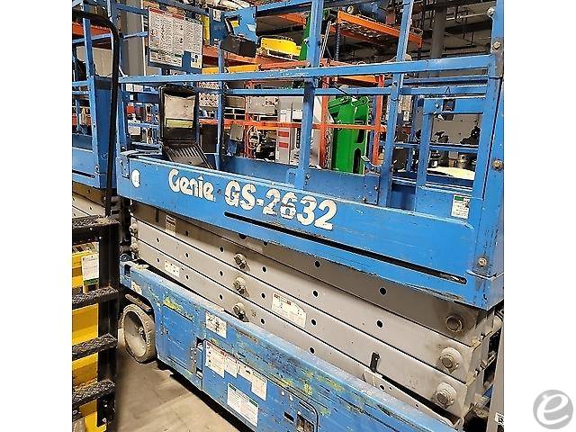 2014 Genie GS-2632 Electric Scissor...