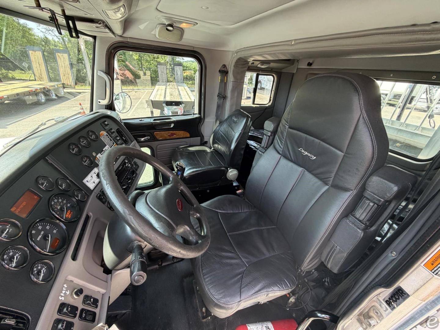 2011 Peterbilt 367