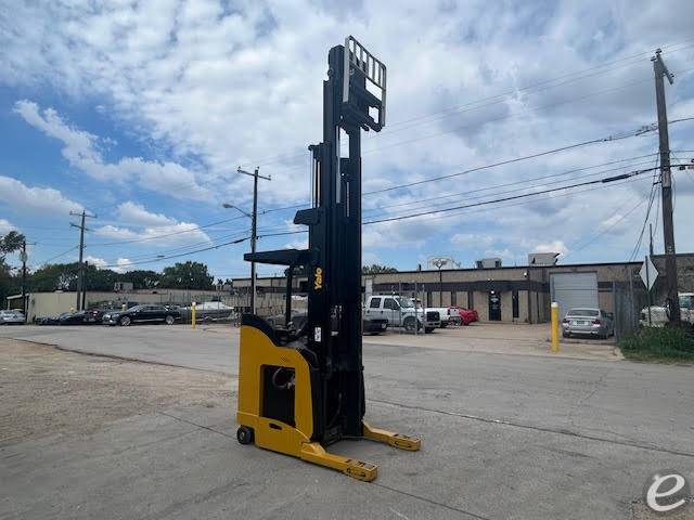 2011 Yale NR045EANL36TE110