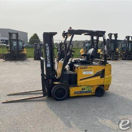 2019 Hyundai 30BC-9