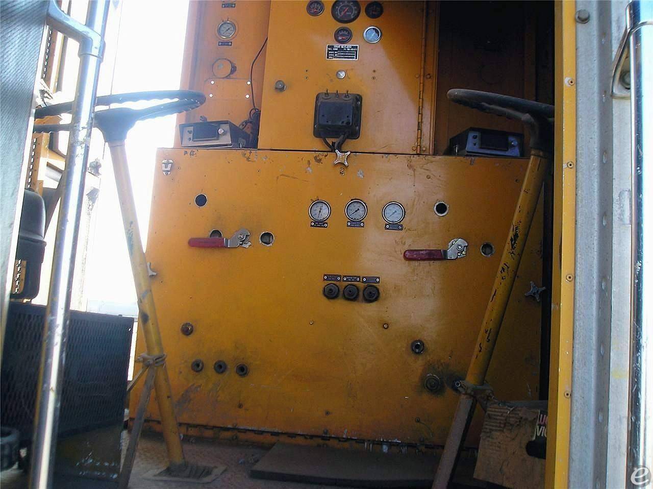 1986 Mack MC685