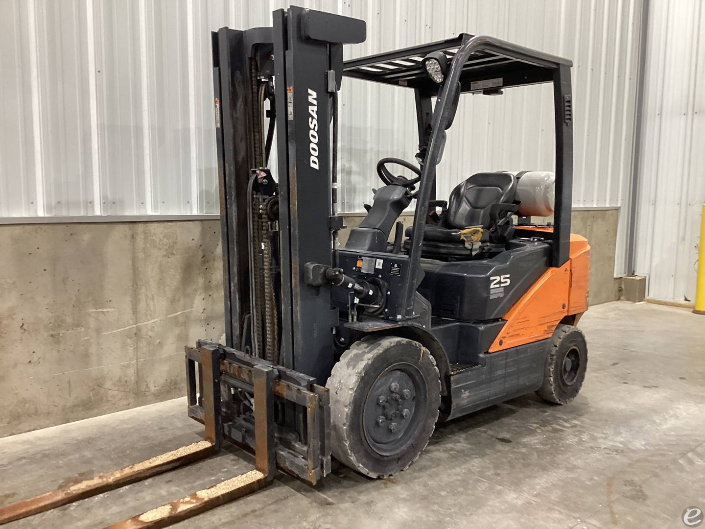 2023 Doosan G25E-7		