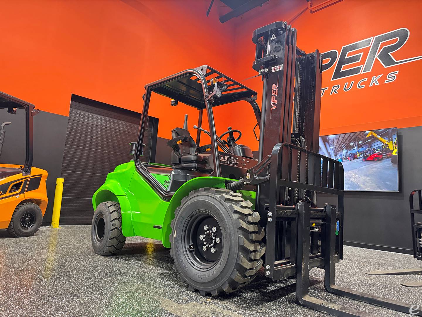 2026 Viper Lift Trucks RTD35F-2
