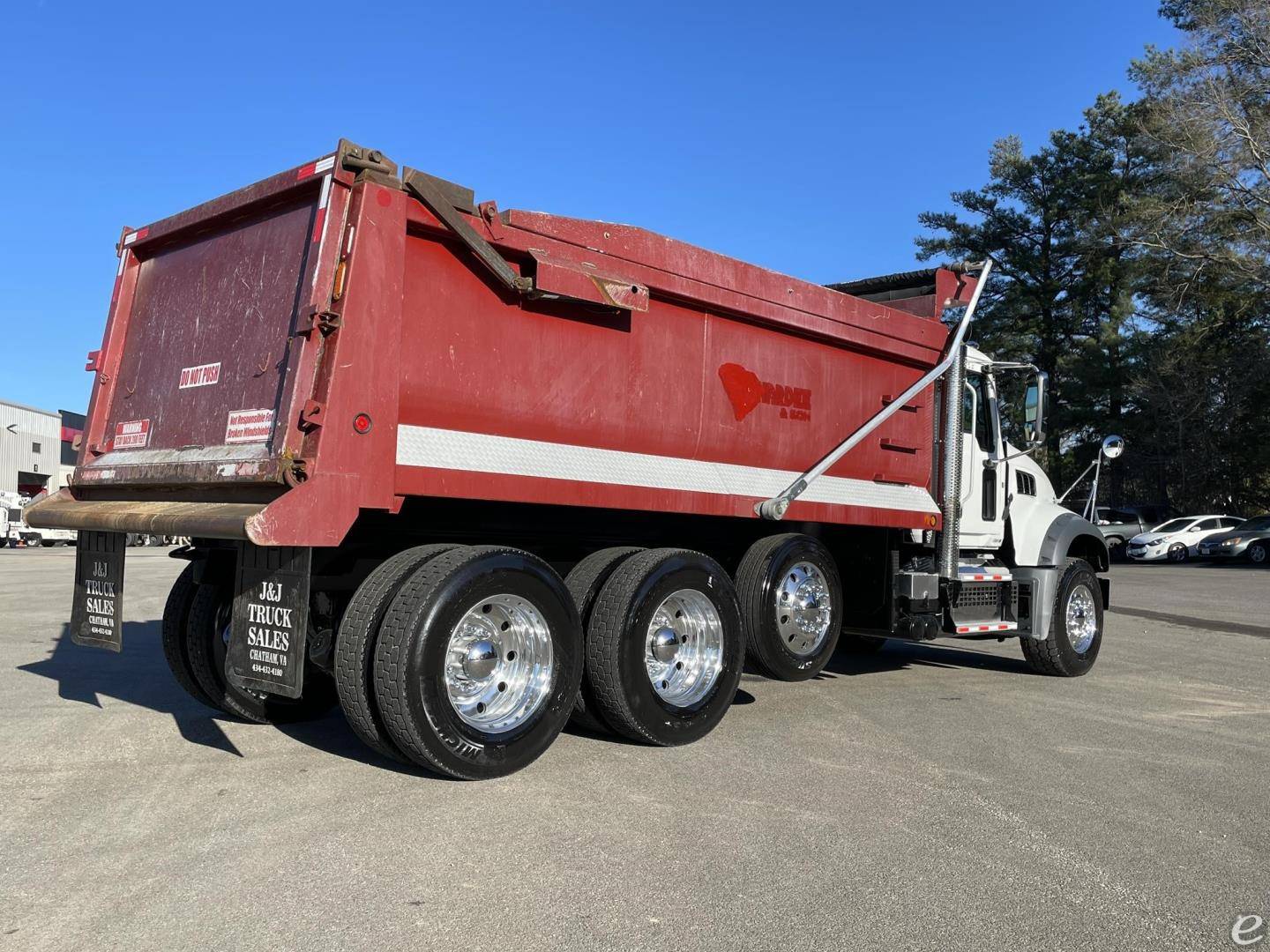 2020 Mack GRANITE 64FR