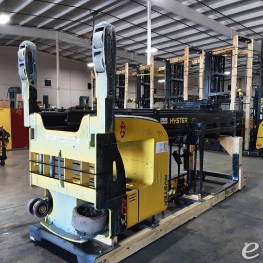 2017 Hyster N45ZR2-21.5 Electric Reach Truck - 123Forklift