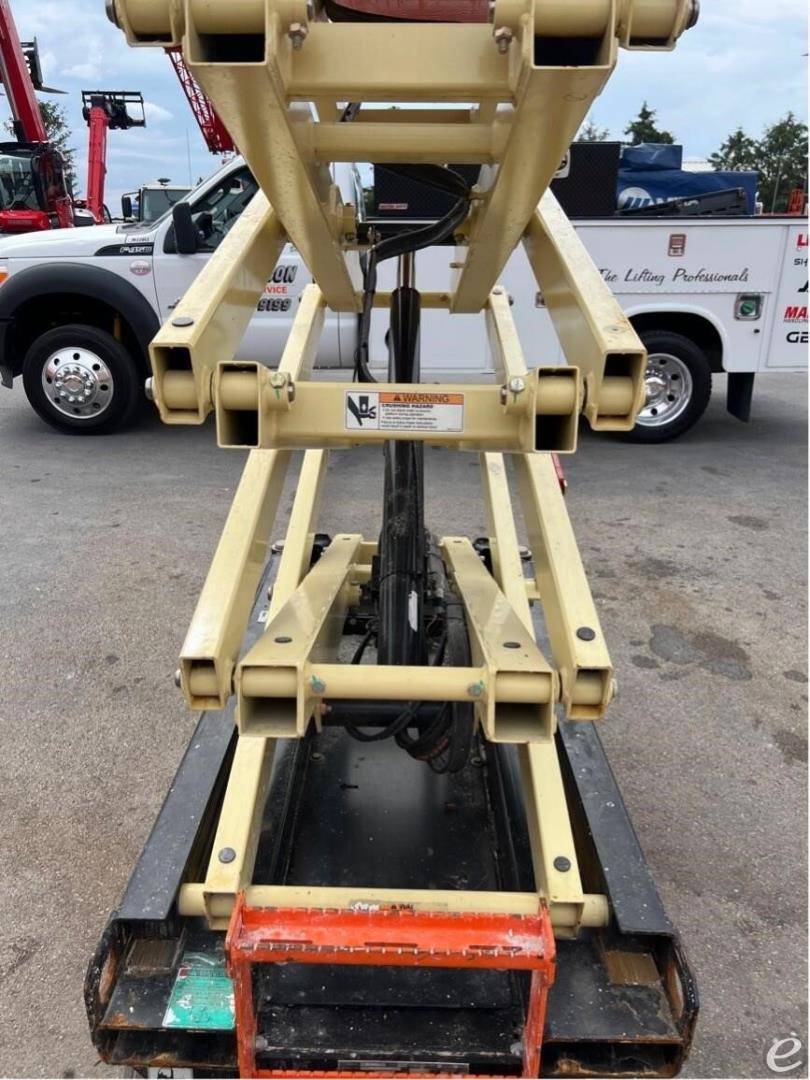 2021 JLG R1932i