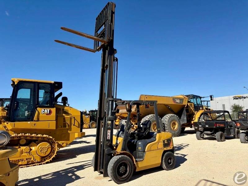 2019 Cat DP30N