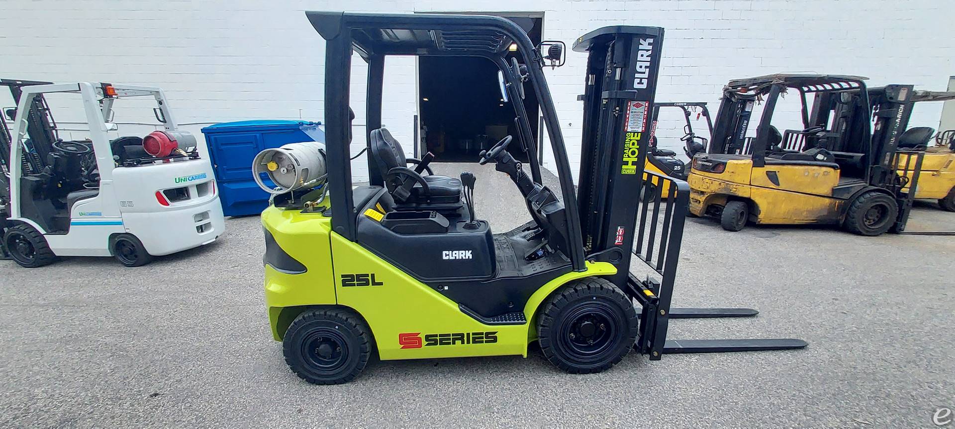 2022 Clark S25 LP Gas Forklift