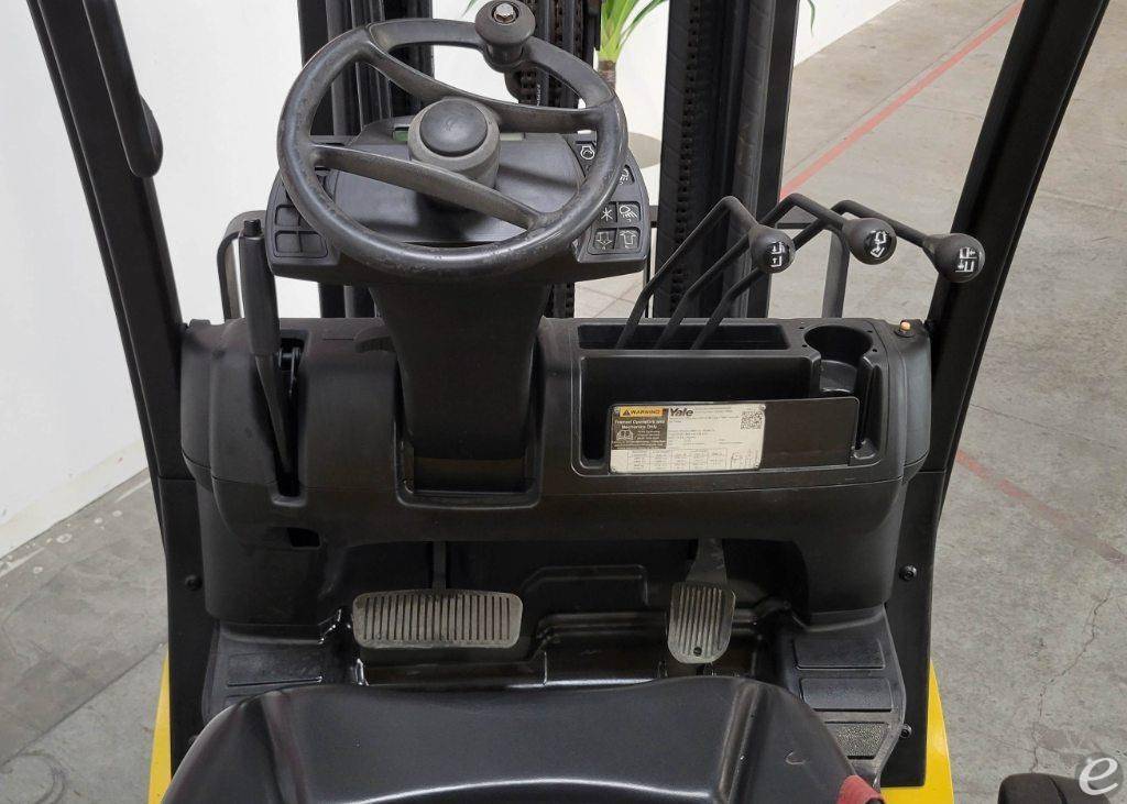 2019 Yale GC060VX