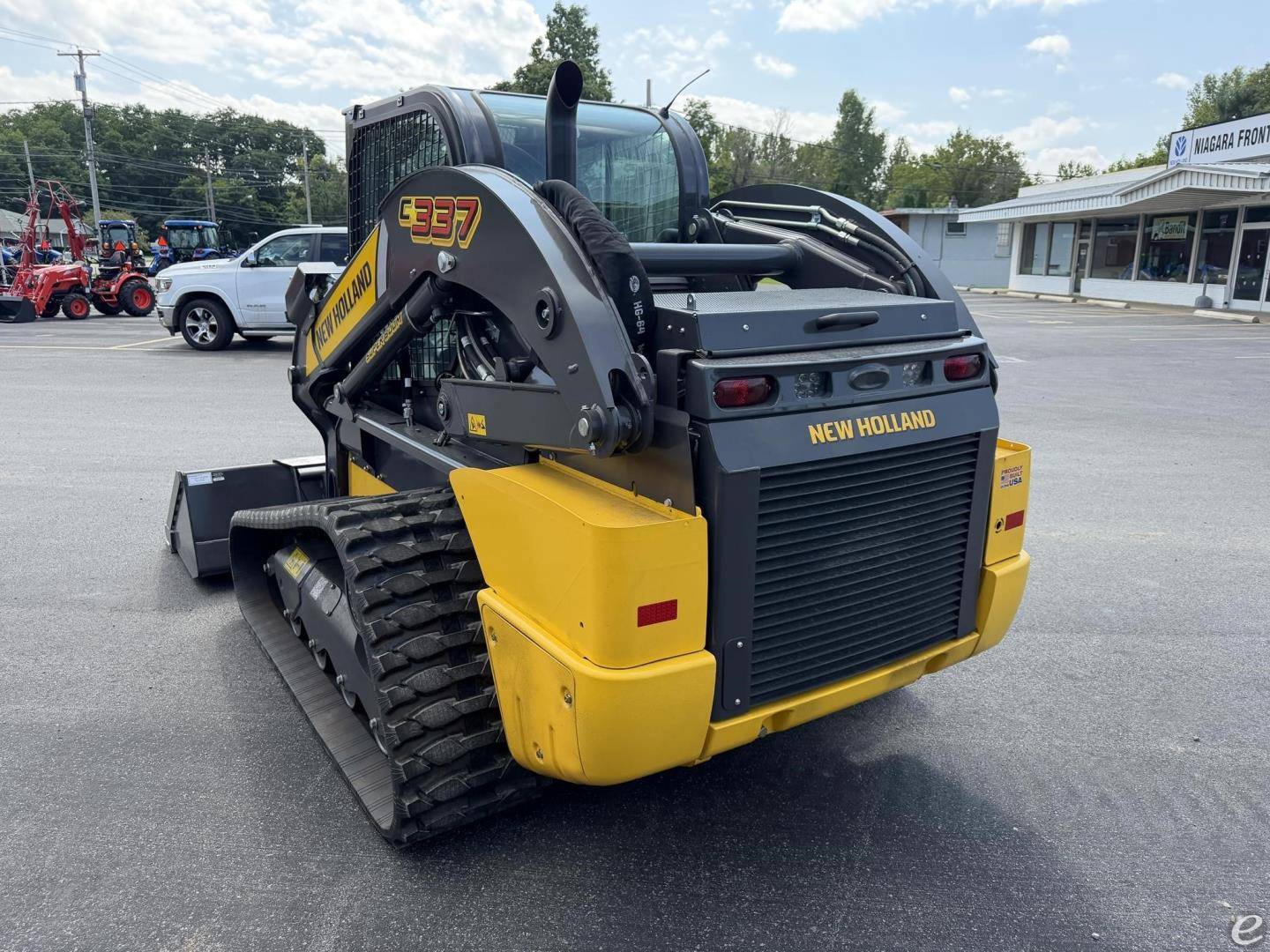 2027 New Holland C337