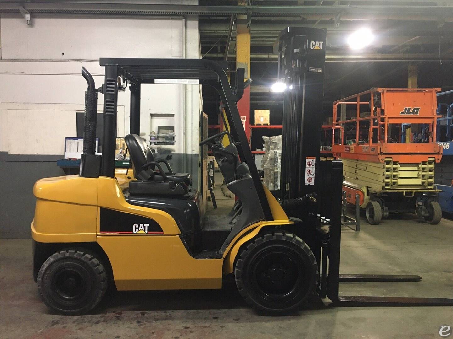 2014 Diesel Cat 2PD6000 Pneumatic Tire 4 Wheel Sit Down
