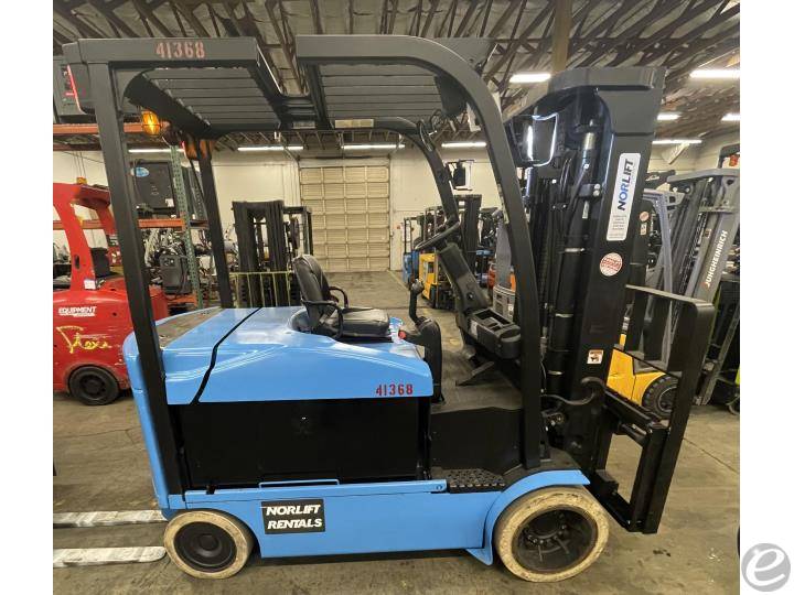 2014 Hyster E100XN