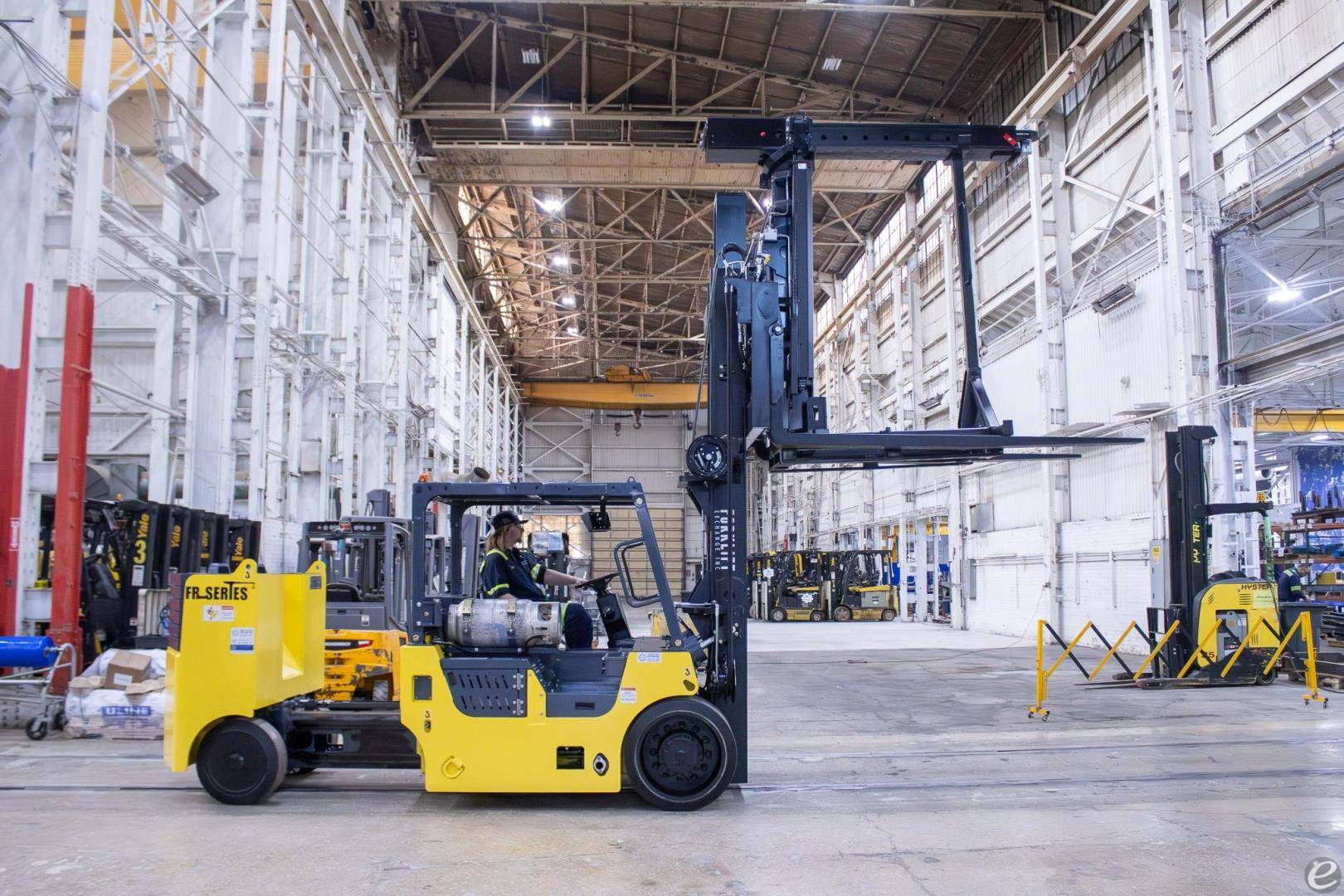 2027 Hoist Liftruck FR25-35