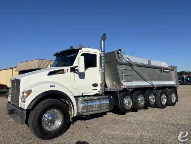 2023 Kenworth T880S
