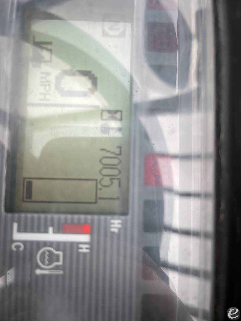 2021 Mitsubishi FG18N