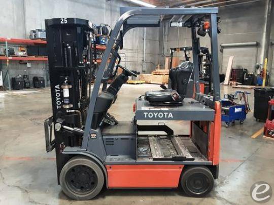 2017 Toyota 8FBCHU25 Electric Forklift - 123Forklift