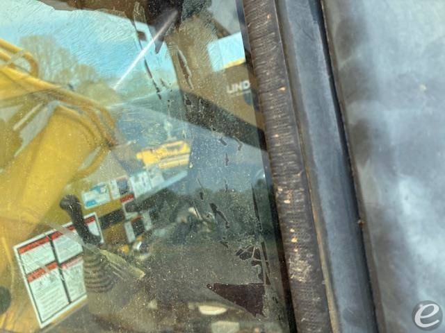 2015 Komatsu PC490 LC-11