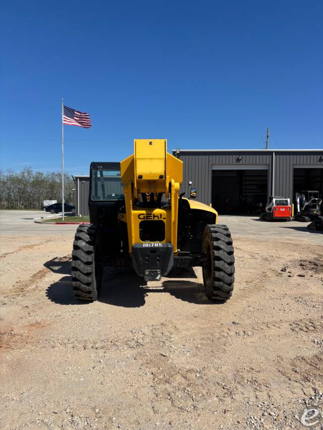 2024 Gehl TH8-42