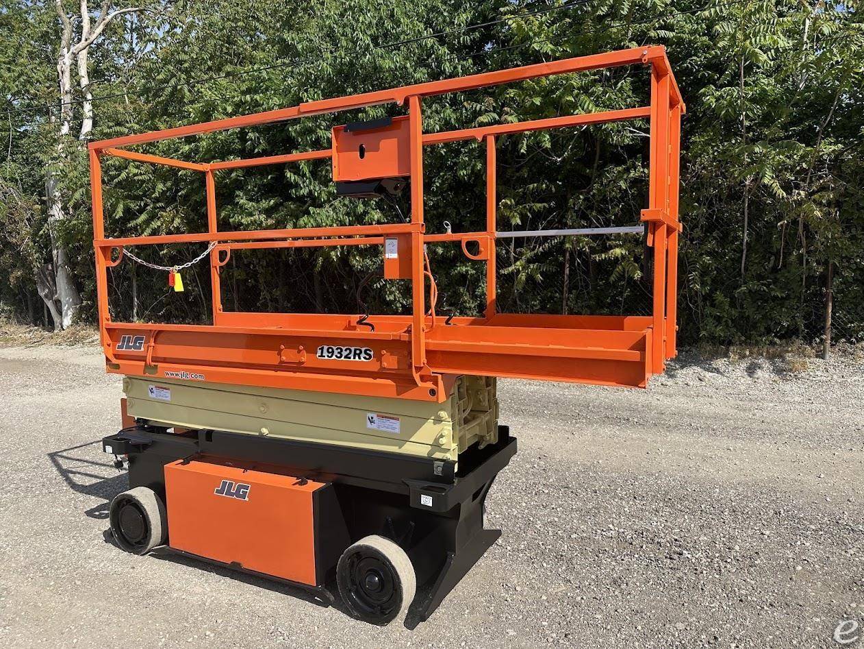 2015 JLG 1932RS