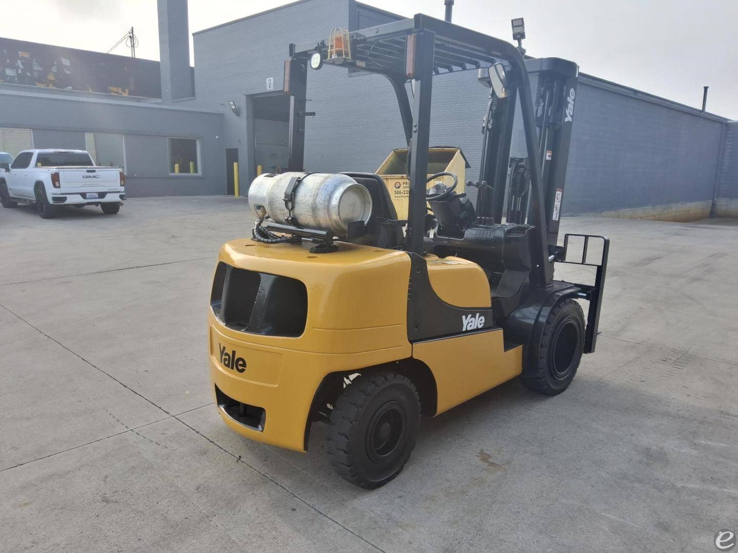 2017 Yale GLP060MX