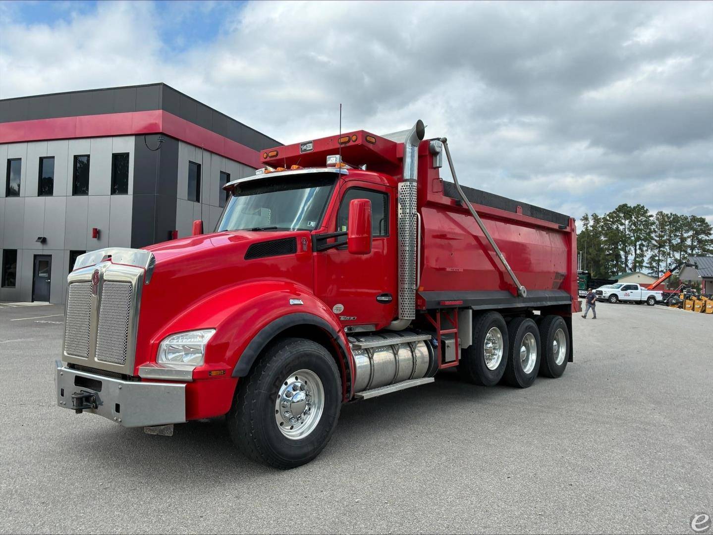 2021 Kenworth T880
