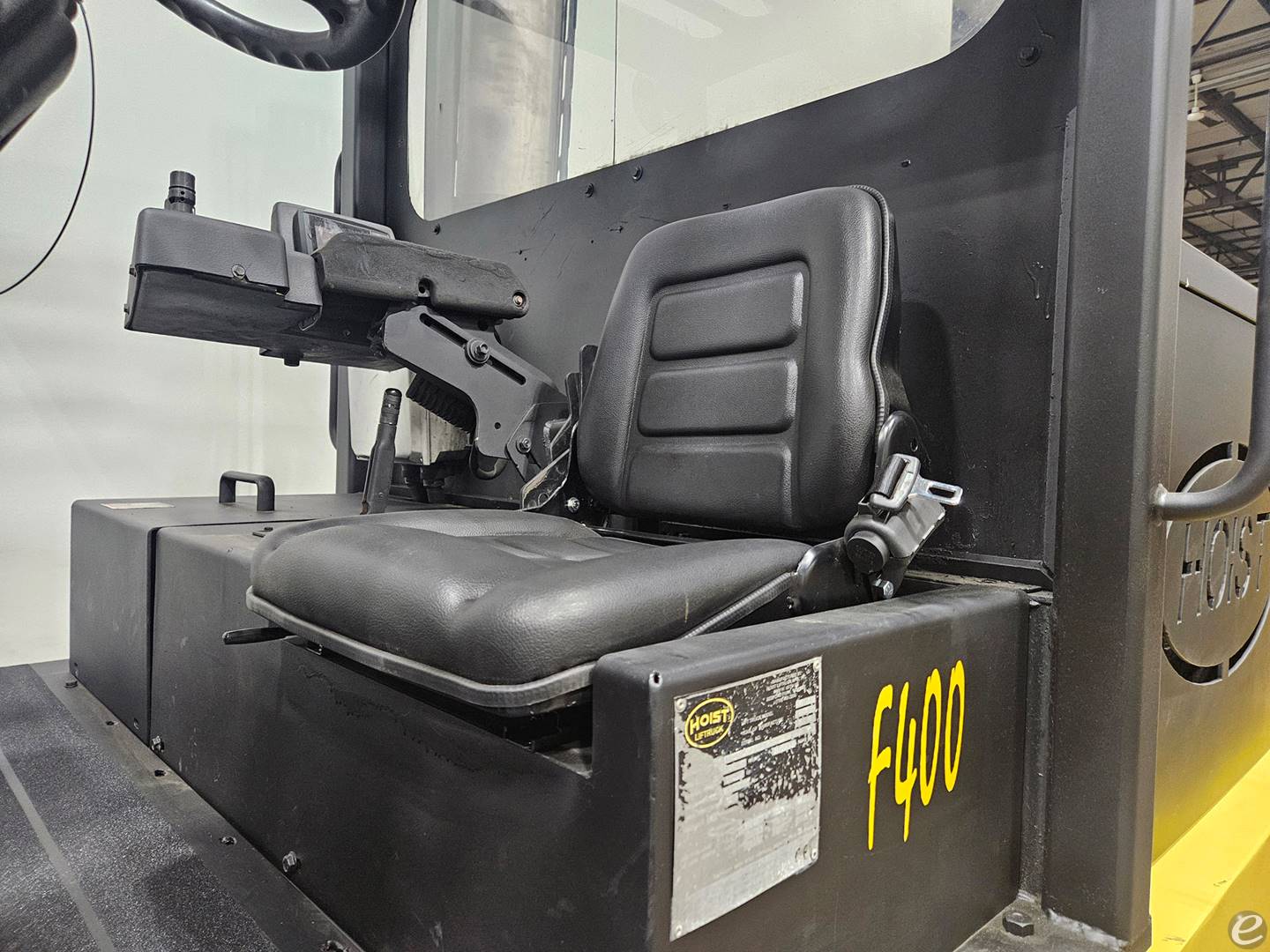 2012 Hoist Liftruck F400