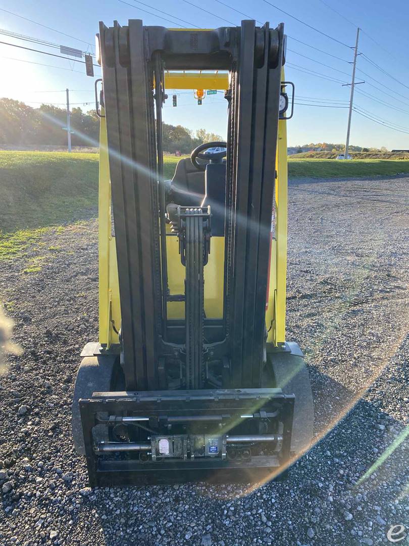 2016 Hyster E65XM