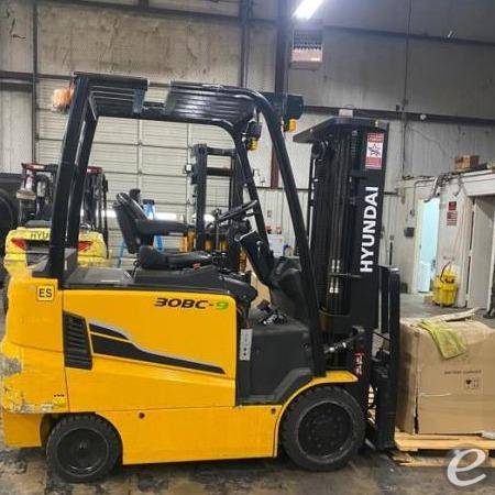 2019 Hyundai 30BC-9 Electric Forklift - 123Forklift