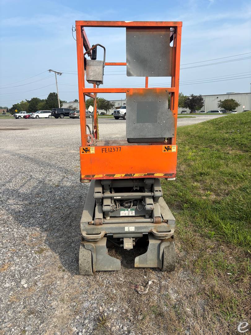 2013 Skytrak SJIII-3219