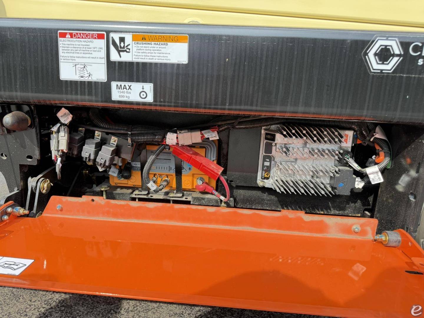 2025 JLG AE1932