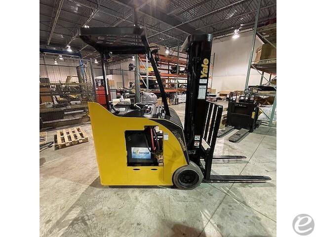 2017 Yale ESC040AD Electric Forklift - 123Forklift