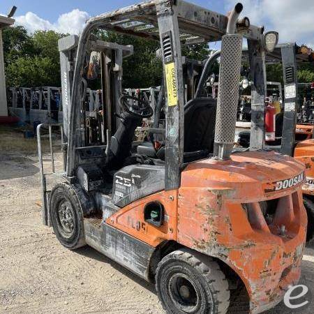 2019 Doosan D25S-7
