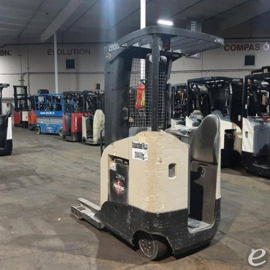 2019 Crown RR5725-45