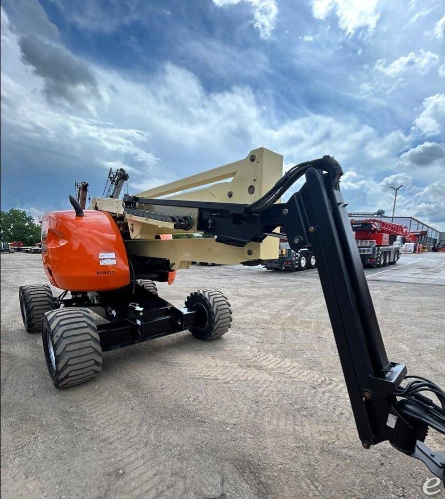 2014 JLG 450AJ