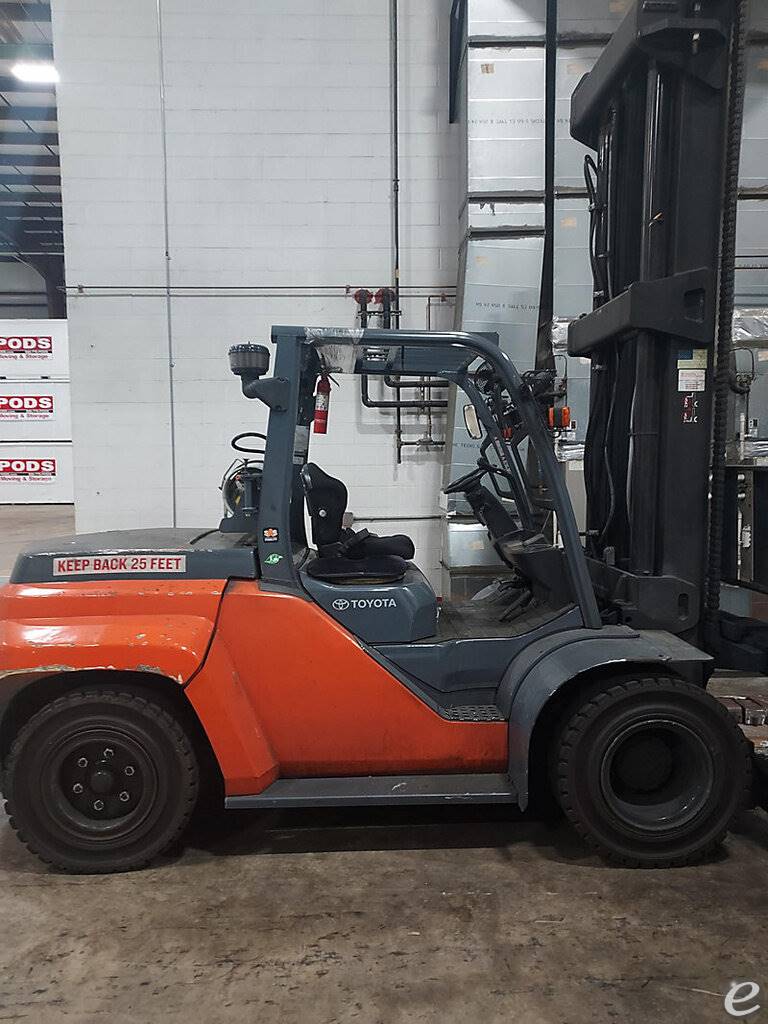2015 Toyota 8FGU80 LP Gas Forklift