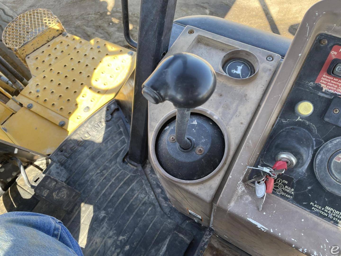 2002 John Deere 710D