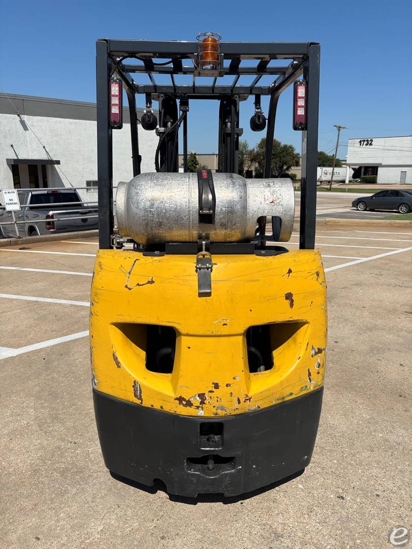 2017 Komatsu FG25ST-16