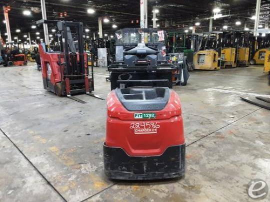 2020 Raymond 8720