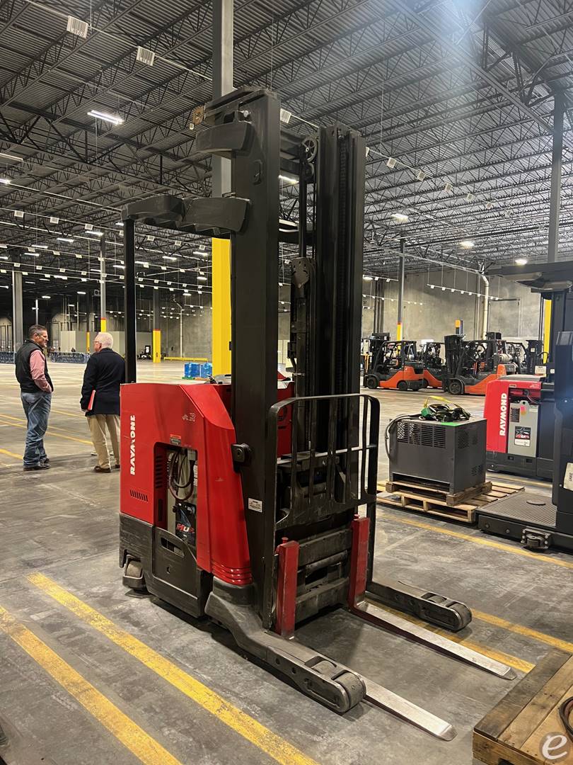 2016 Raymond 750-R45TT Electric Reach Truck - 123Forklift