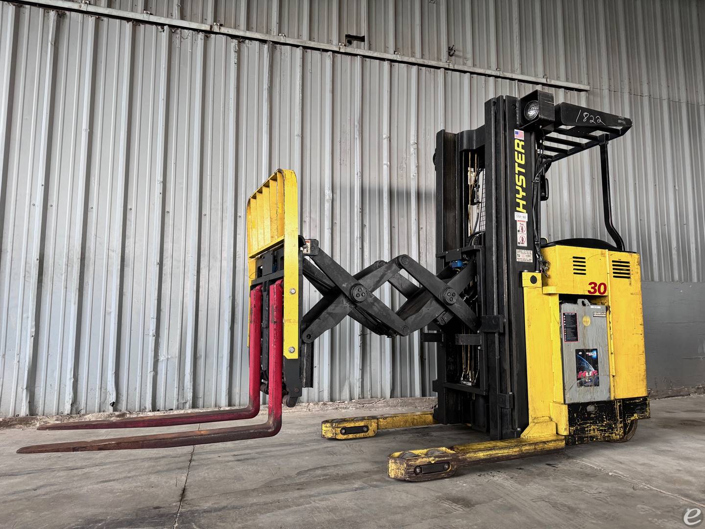 1999 Hyster N30XMDR2 Electric Reach...