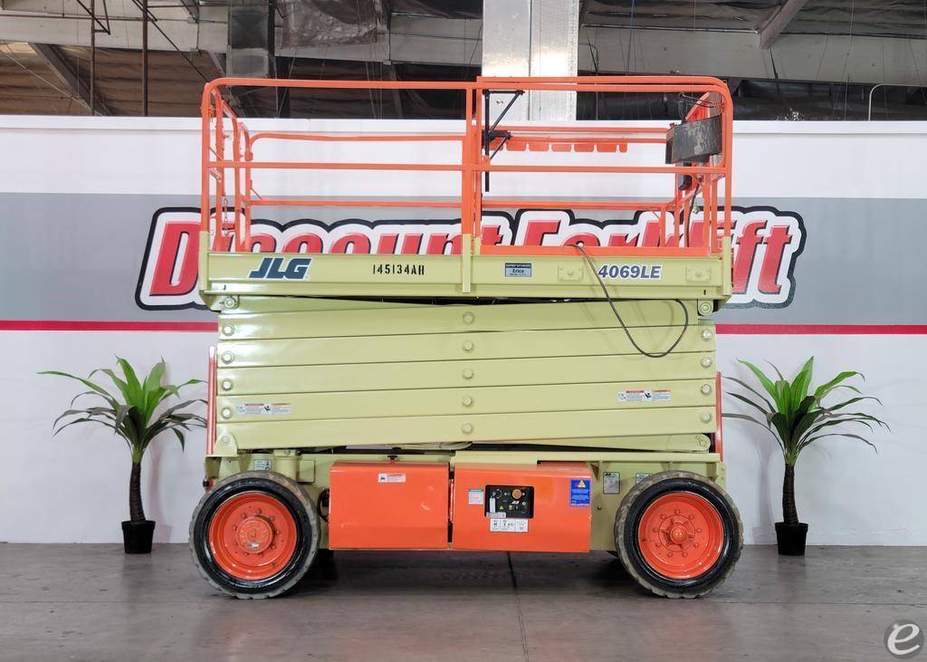2014 JLG 4069LE
