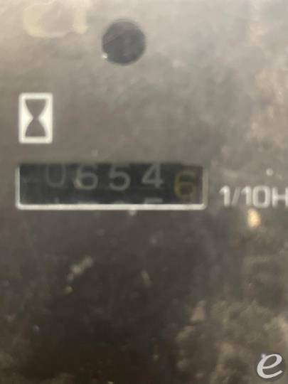 2005 Nissan TN35