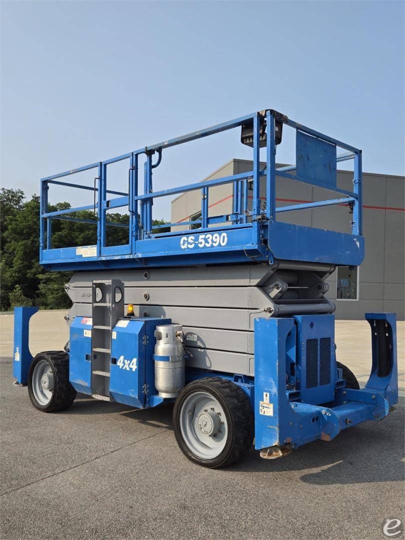 2013 Genie GS5390RT Dual Fuel Scissor Lift - 123Forklift