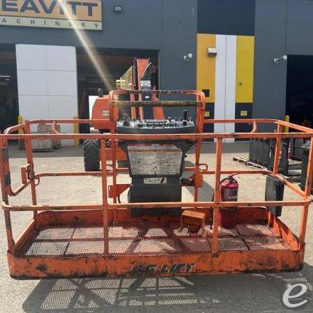 2019 JLG 800AJ