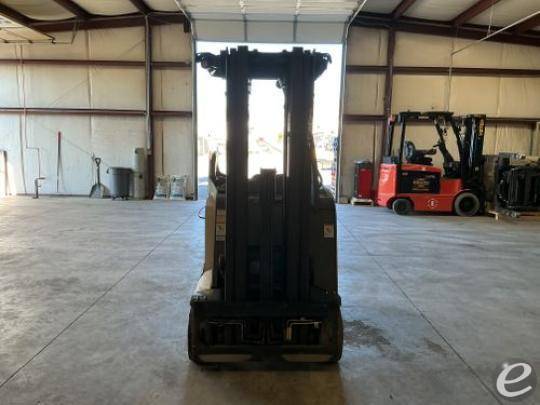 2021 Crown RC5555-40