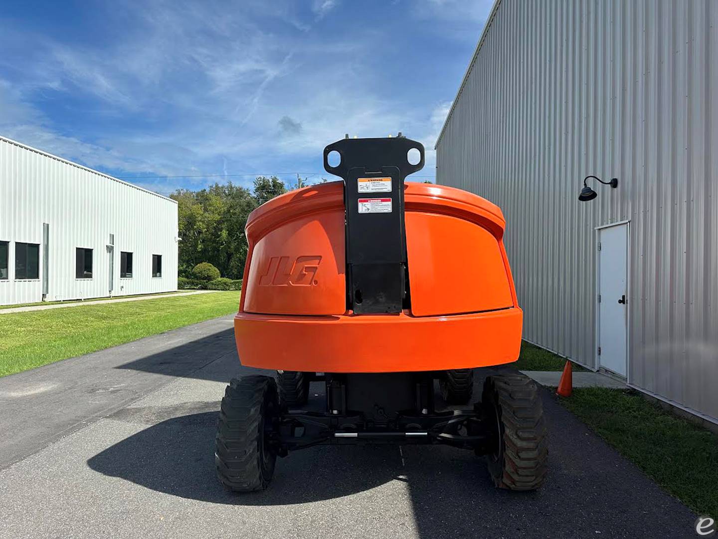 2015 JLG 400S