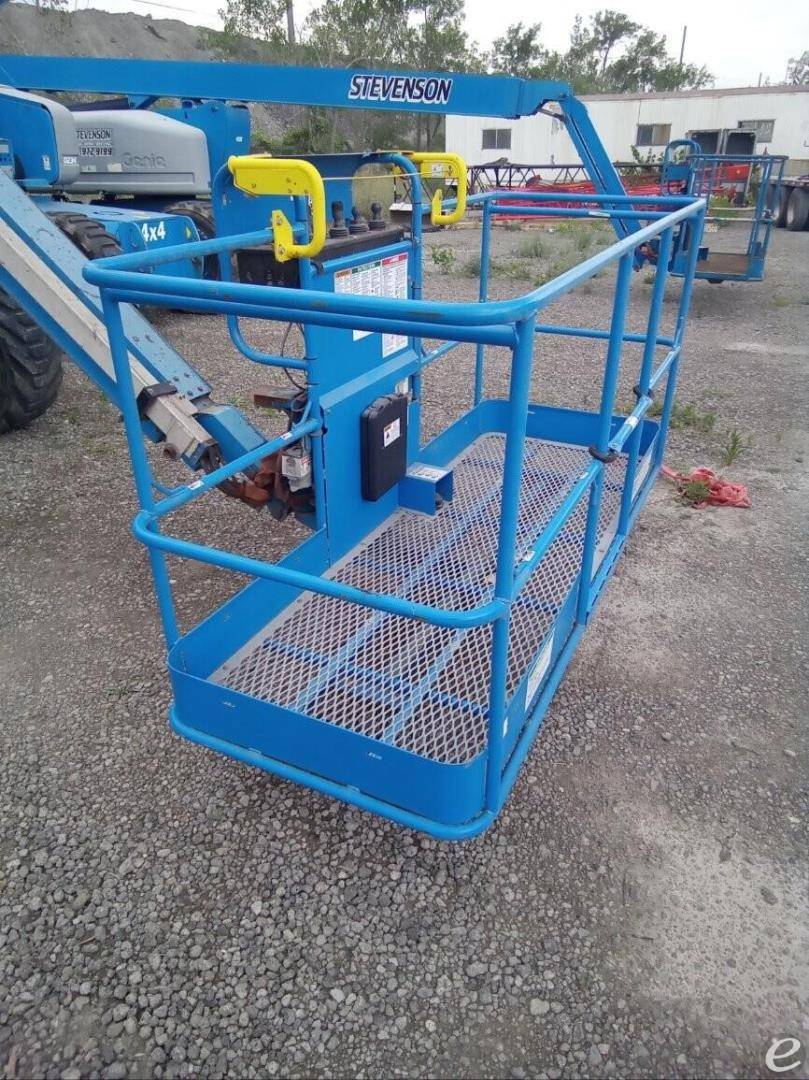 2013 Genie ZX135/70