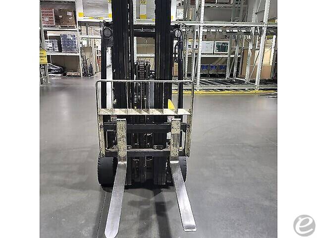 2019 Yale ERP040VT