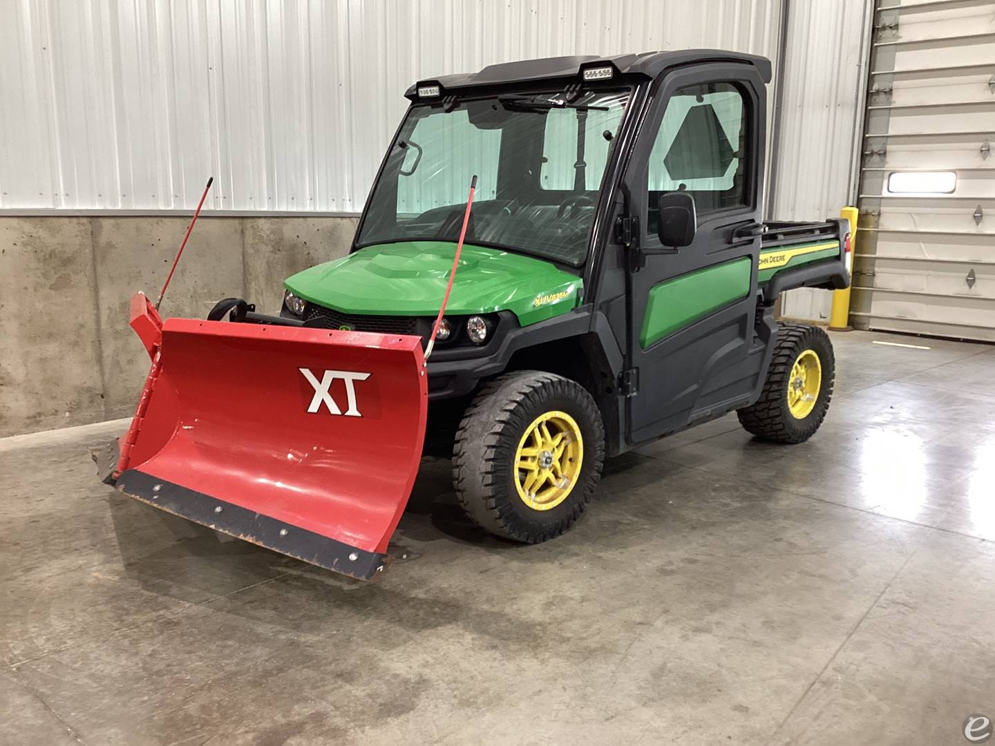 2023 John Deere Gator XUV